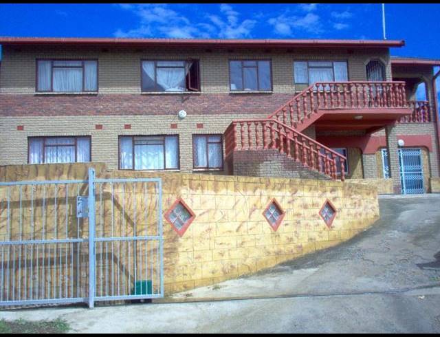 3 BEDROOM HOUSE FOR SALE IN CRAIGIEBURN